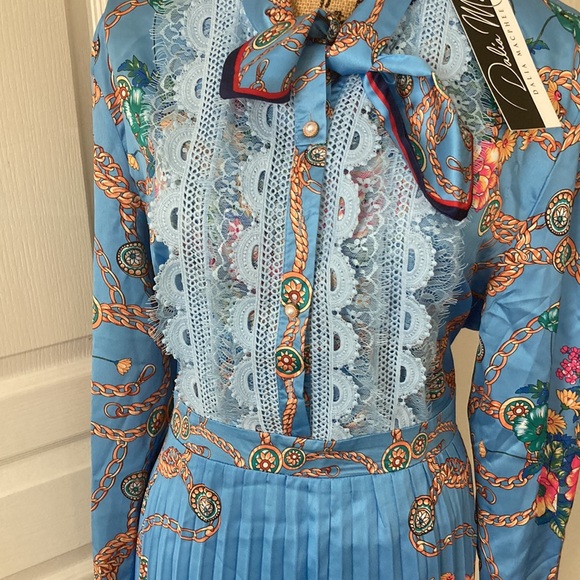 Dalia Mac Phee 2X dress! Beautiful print florals and chains! Lace and pleats - Picture 2 of 11